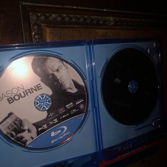 Jason Bourne Blu-Ray DVD - Picture 3 of 3